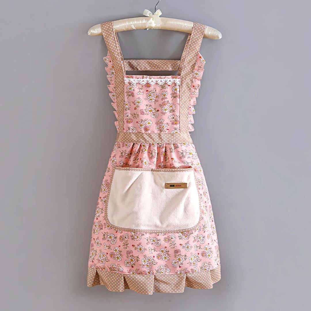 Farmhouse Apron - Bentley Maxwell