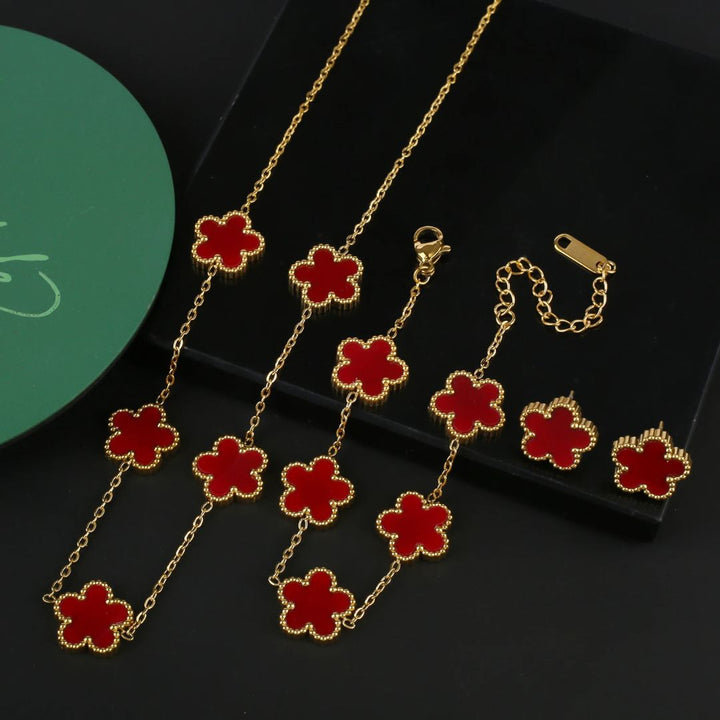 Clover Charm Jewelry Set - Bentley Maxwell