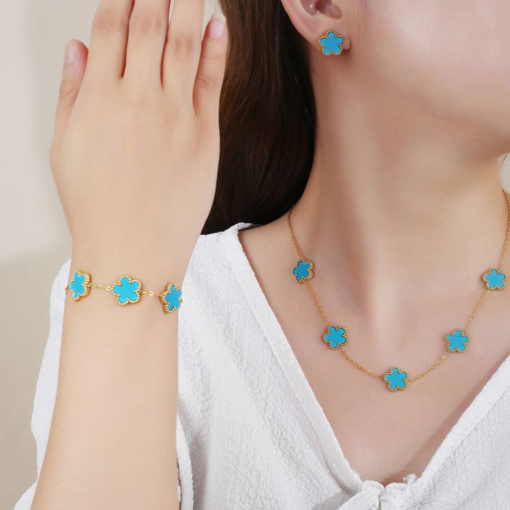 Clover Charm Jewelry Set - Bentley Maxwell