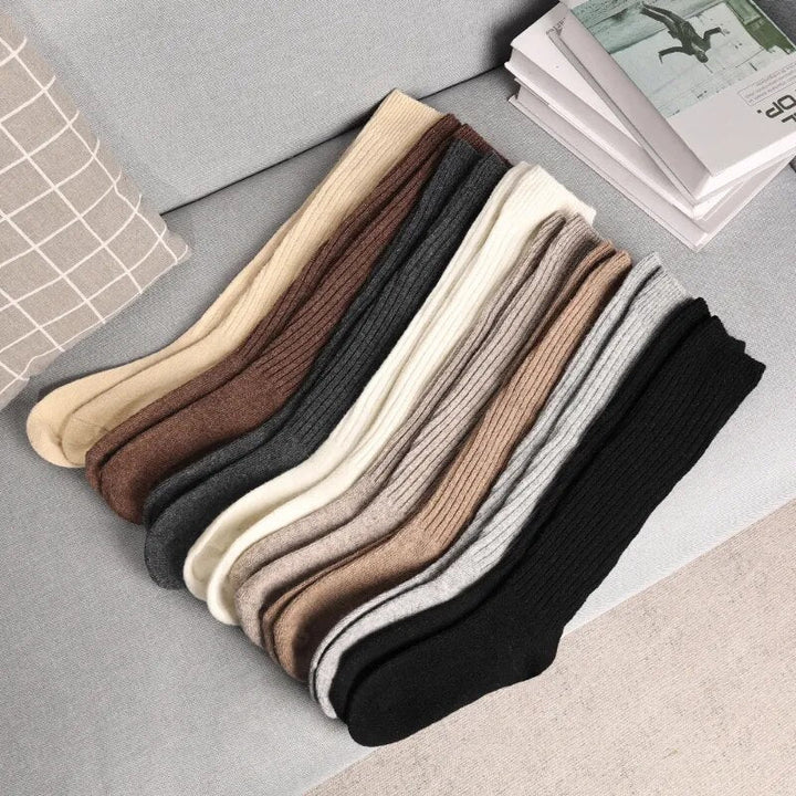 Silkenza Cashmere Socks - Bentley Maxwell
