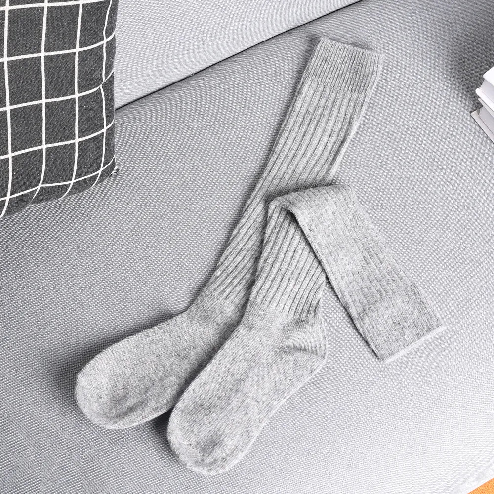 Silkenza Cashmere Socks - Bentley Maxwell