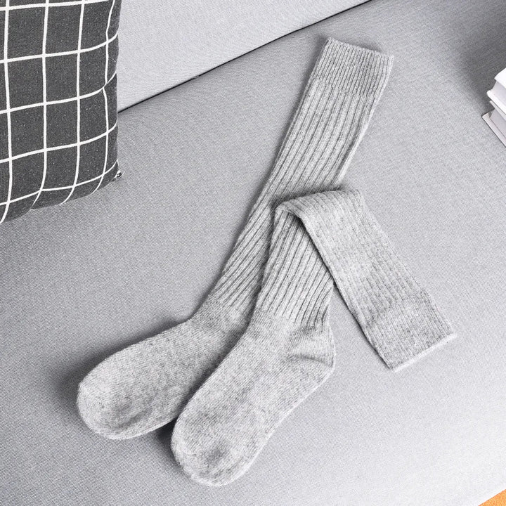 Silkenza Cashmere Socks - Bentley Maxwell